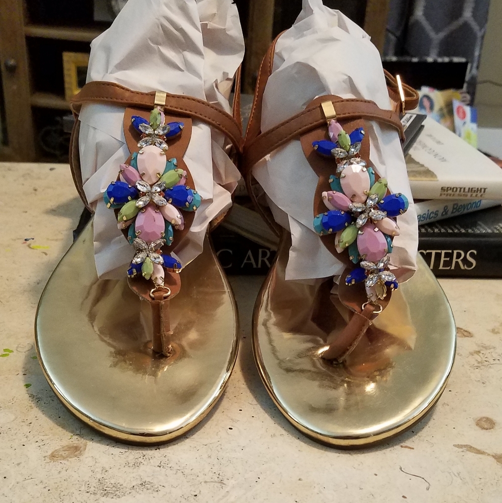 Thong sandals